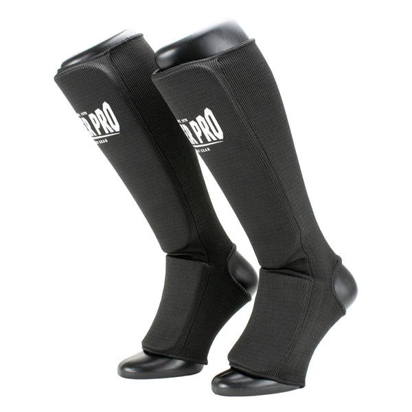Super Pro Combat Gear Scheenbeschermer Defender Zwart/Wit